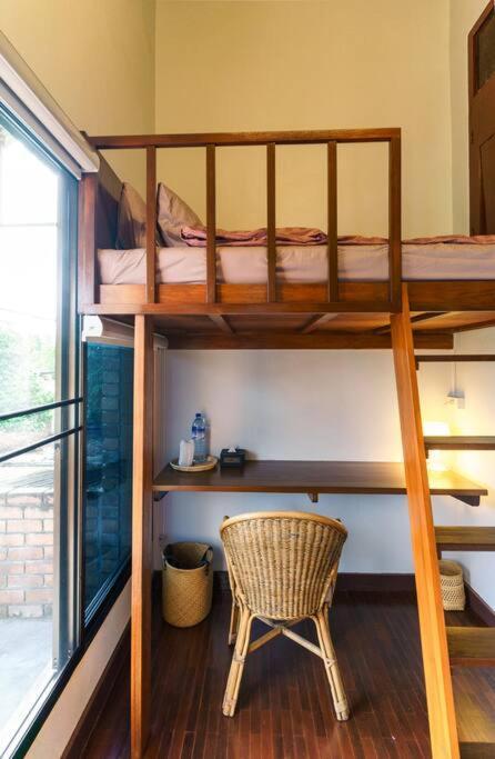 Solo - Fong Lee Cc Lampang Walking Street Apartman Kültér fotó